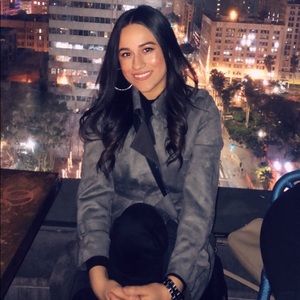 Meet your Posher, Miriam